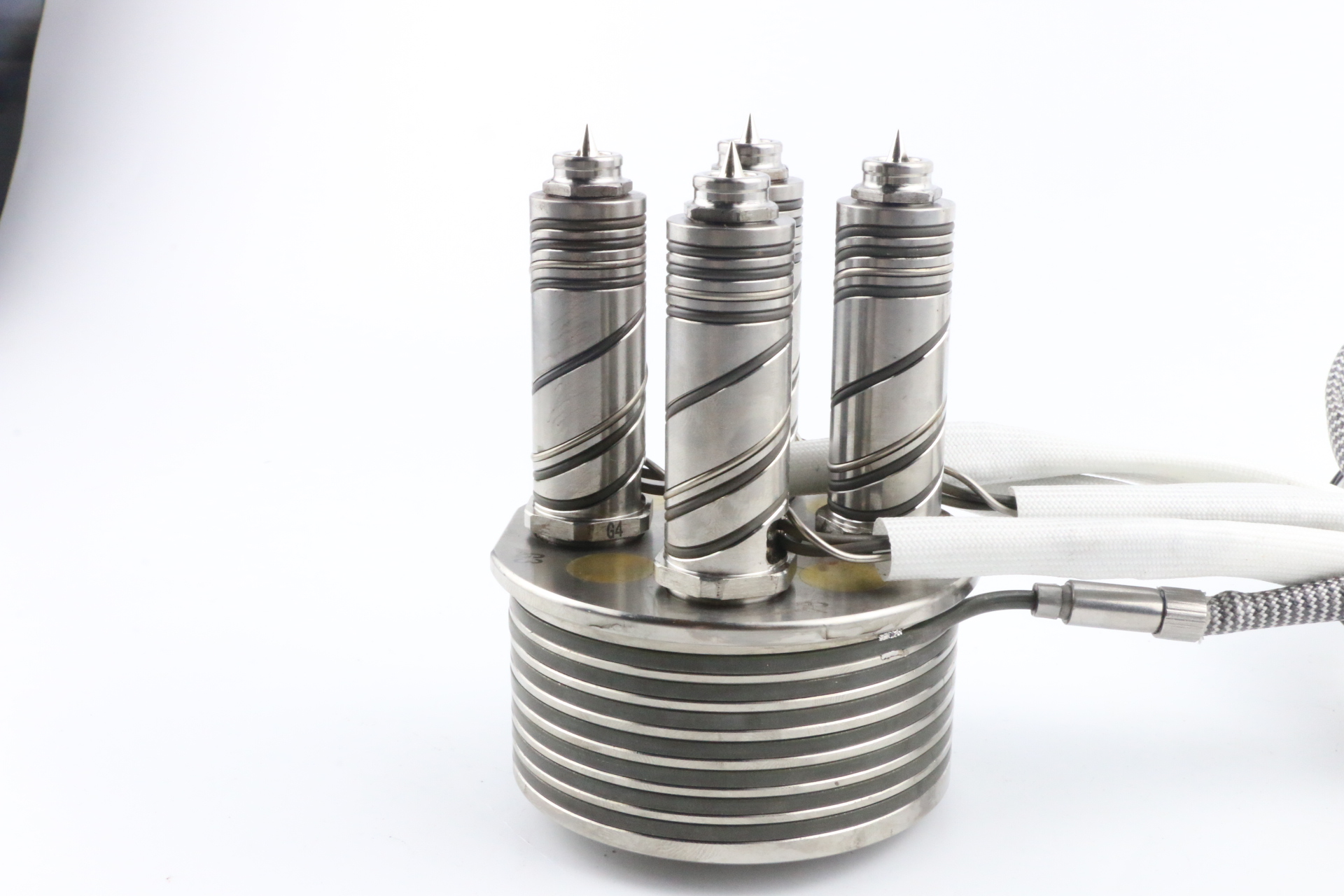 热流道模具生产PS材料进胶口为会粘胶